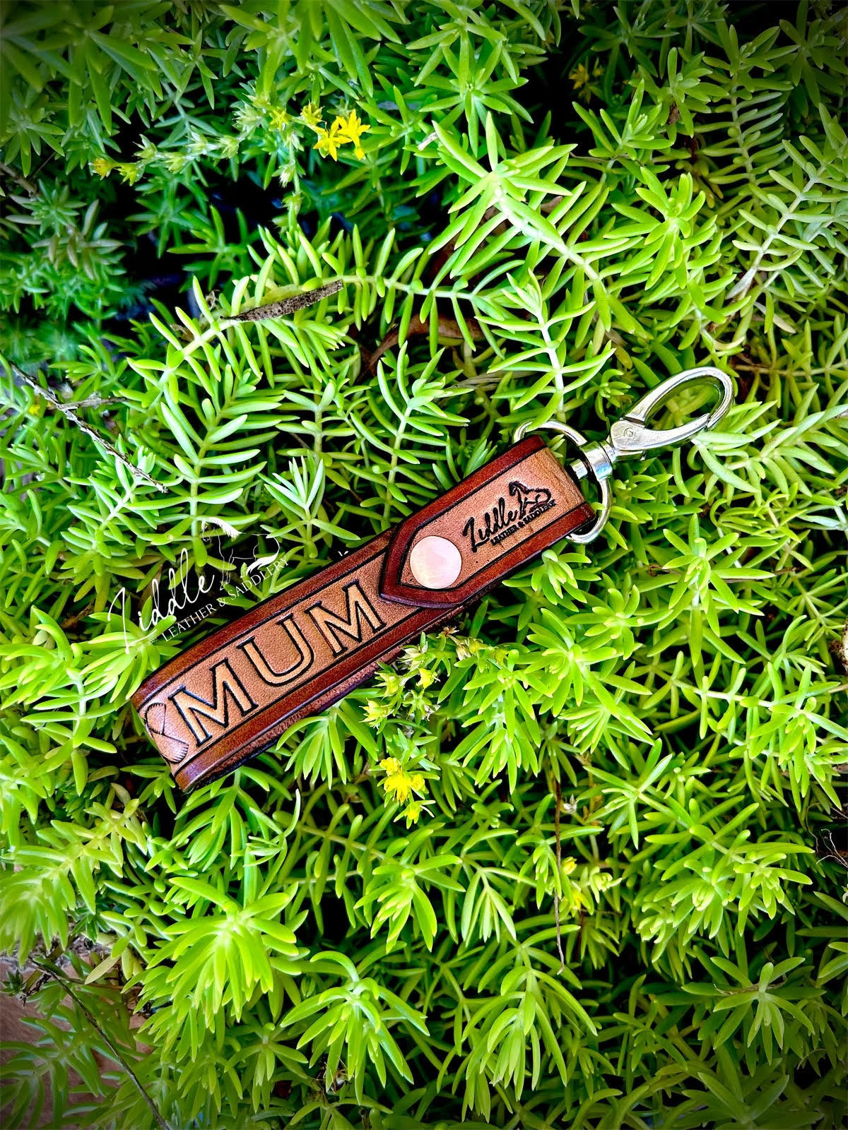 Leather Keyring Strap "MUM"