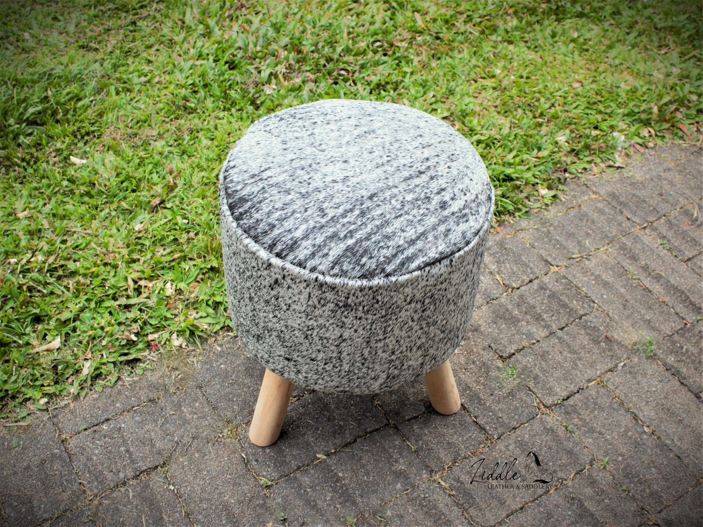 Cowhide Stool White & Black pattern