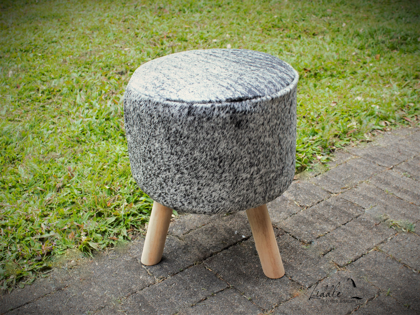 Cowhide Stool White & Black pattern
