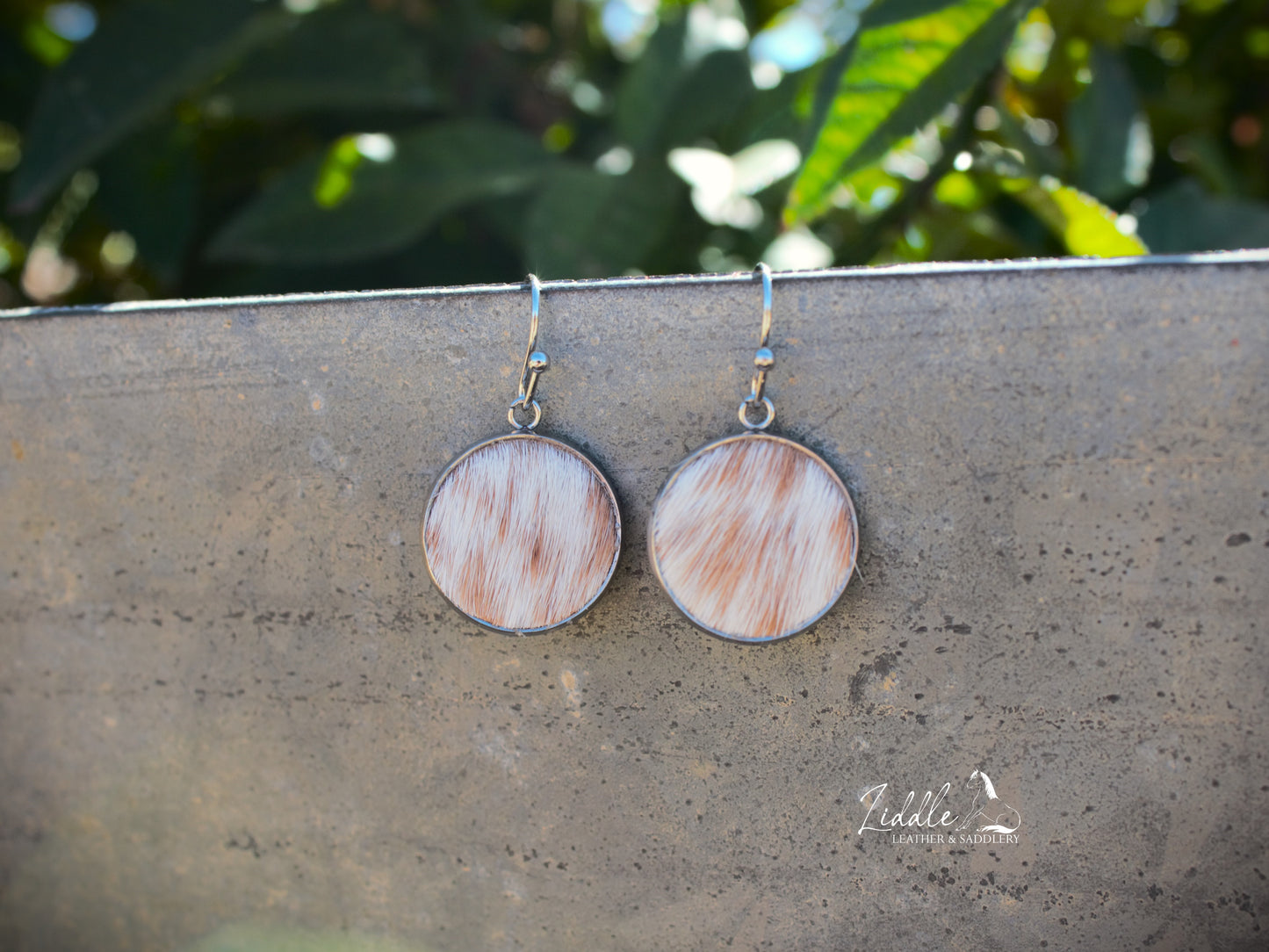 Cowhide Dangle Earring Tan & White
